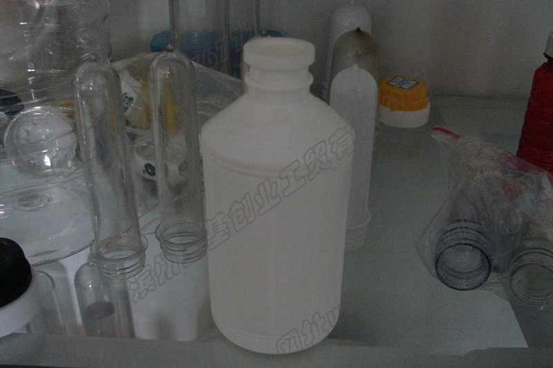  药用高密度聚乙烯（PE）瓶